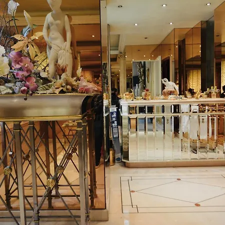 Arc De Triomphe - Foch Palace Apartman *