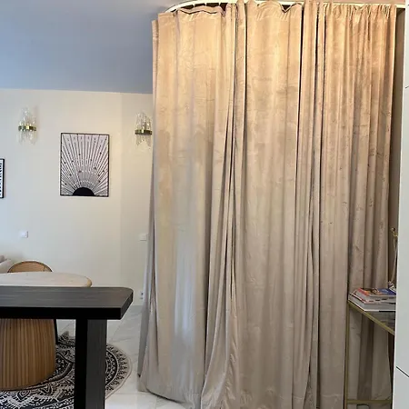 Apartment Arc De Triomphe - Foch Palace *