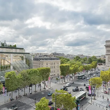 Arc De Triomphe - Foch Palace Apartment Paris