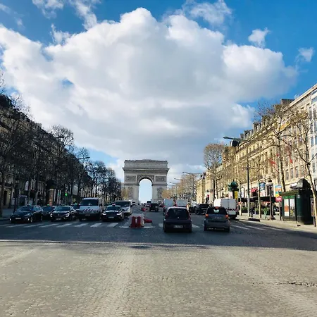 Apartment Arc De Triomphe - Foch Palace *