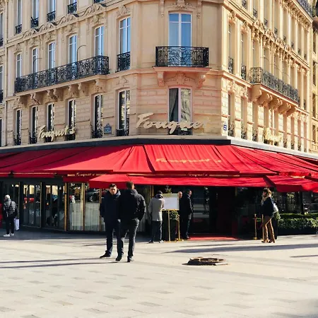 Apartment Arc De Triomphe - Foch Palace Paris