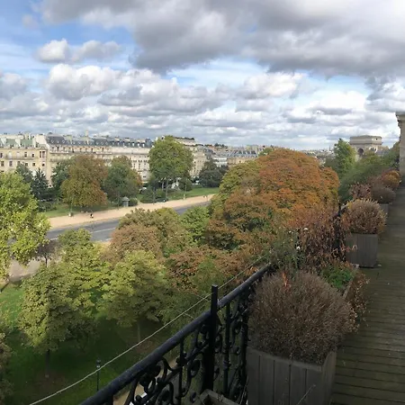 Arc De Triomphe - Foch Palace Apartment *